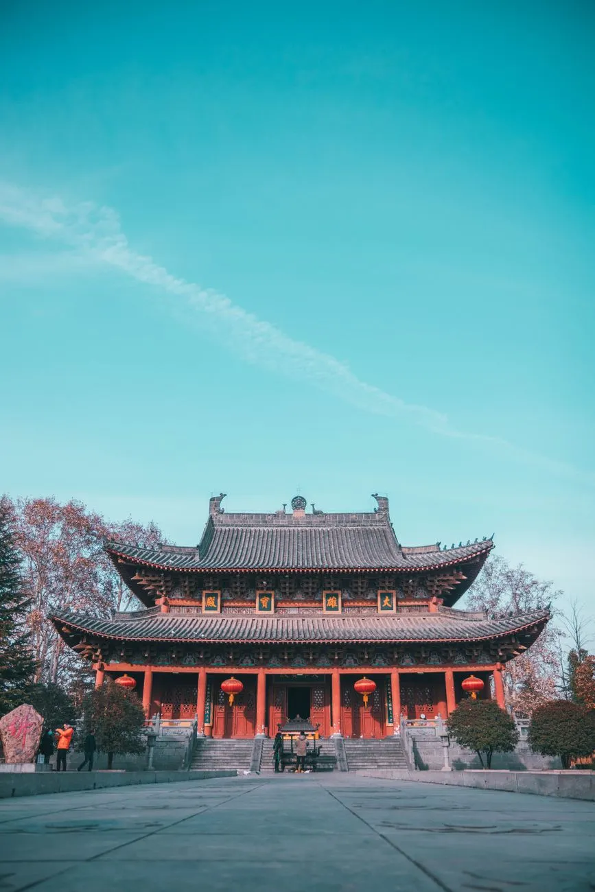 佛山家具软体工艺升级趋势：2025年智能制造与环保材料应用
